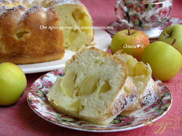 фото рецепта: Шарлотка с яблоками