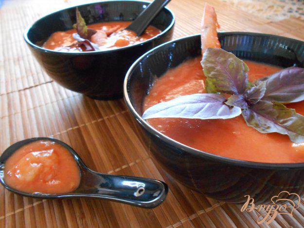 фото рецепта: Томатный суп с креветками