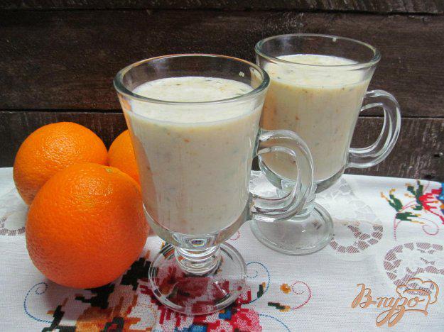 фото рецепта: Смузи на молоке из груши с апельсином