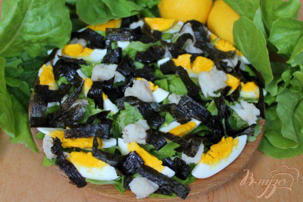 фото рецепта: Рыбный салат с водорослями