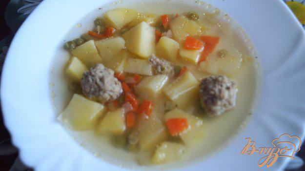 фото рецепта: Суп гороховый с фрикадельками