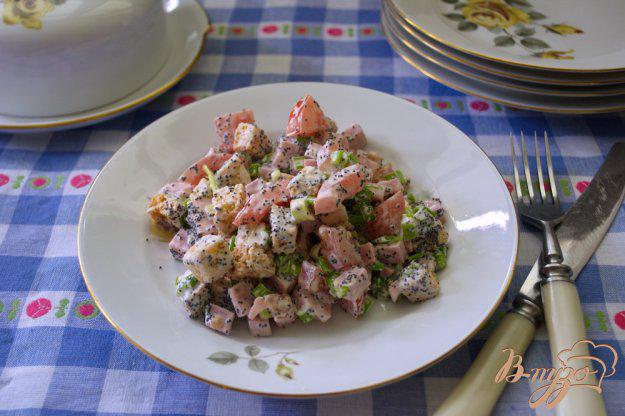 фото рецепта: Маковый салат с ветчиной