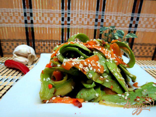 фото рецепта: Овощная лапша с кунжутом и соевым соусом