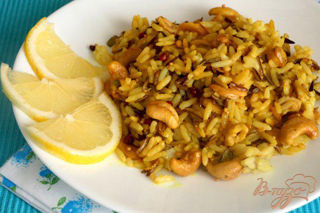 фото рецепта: Лимонный рис с орехами