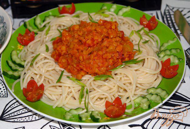 фото рецепта: Спагетти с соусом из чечевицы