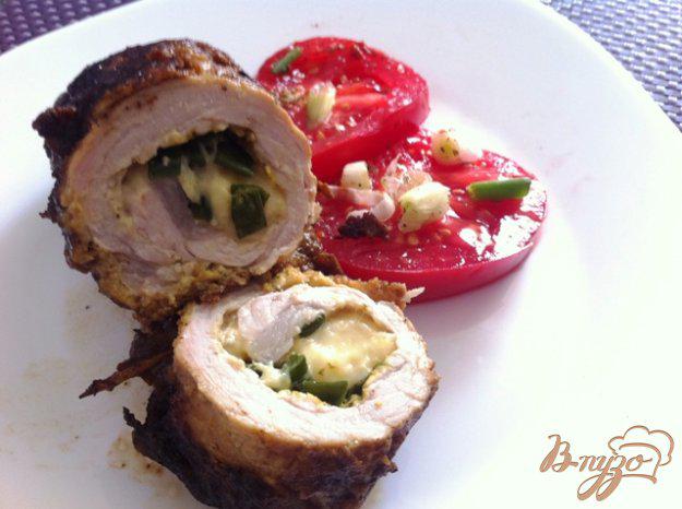 фото рецепта: Рулетики из свинины с сыром и  зеленым луком