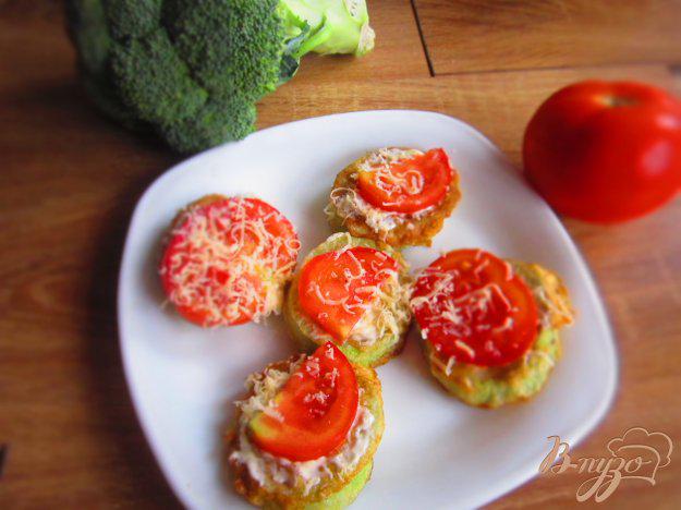 фото рецепта: Закуска из кабачков с помидорами