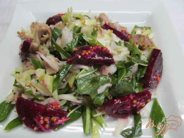 фото рецепта: Салат и свинины свеклы и капусты