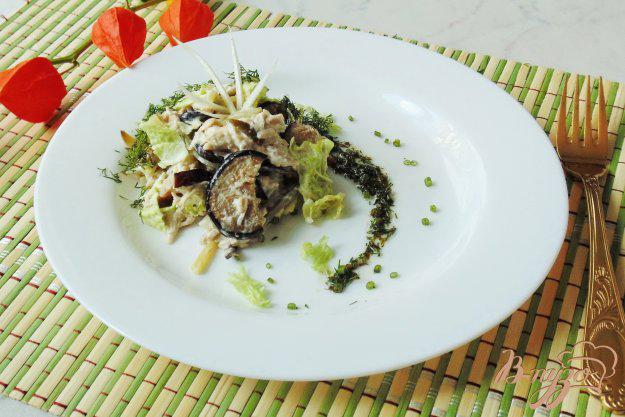 фото рецепта: Салат из баклажанов и куриной грудки