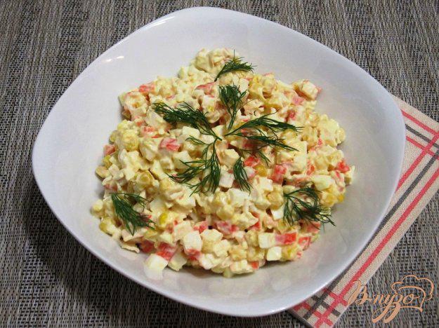 фото рецепта: Быстрый салат с крабовыми палочками