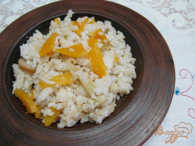 фото рецепта: Рисовая каша с фруктами и тыквой в мультиварке