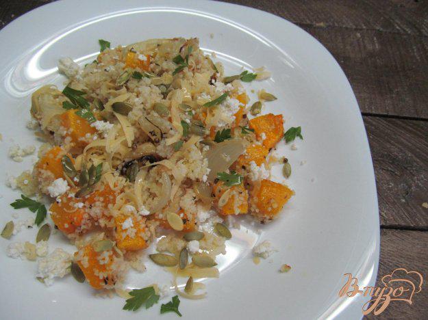 фото рецепта: Салат из тыквы с кус-кусом и сырами