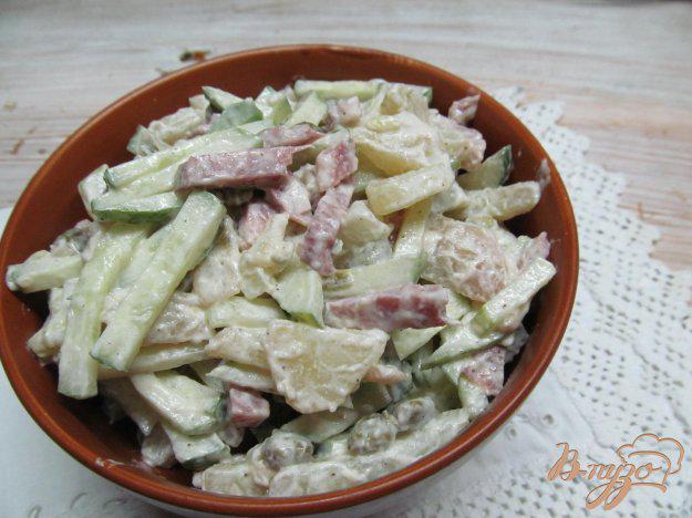 фото рецепта: Салат из картофеля огурца и каперсов