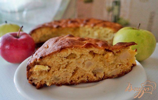 фото рецепта: Медово-яблочный пирог