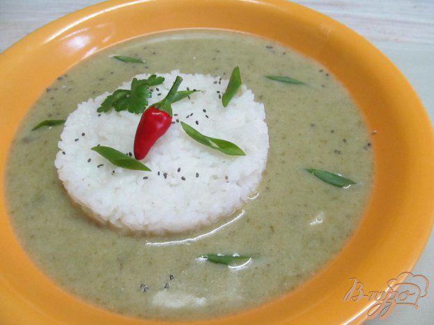 фото рецепта: Суп-пюре из картофеля риса и щавеля