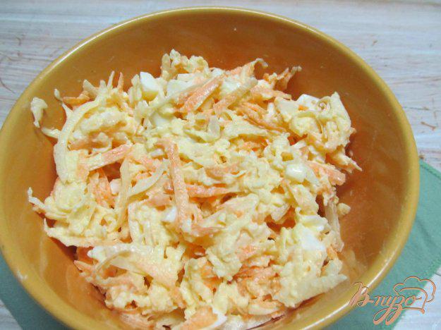 фото рецепта: Салат из дайкона с морковью