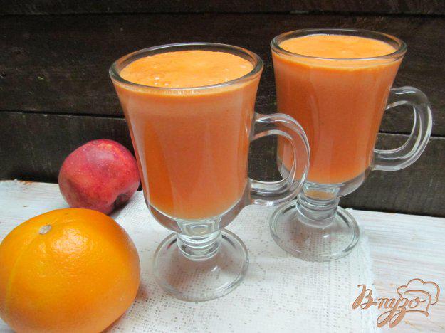 фото рецепта: Фреш из моркови яблок и апельсина