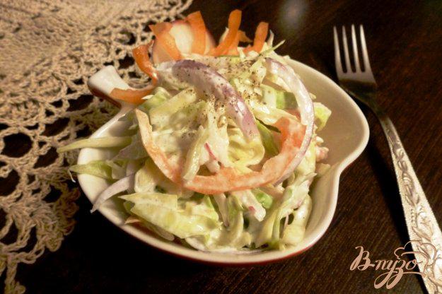 фото рецепта: Овощной салат из капусты и редиса