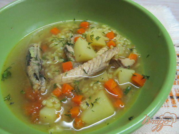фото рецепта: Суп с рыбными консервами