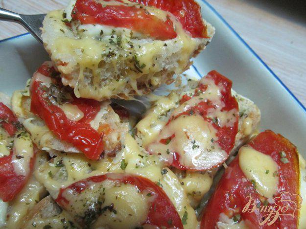 фото рецепта: Закуска из сыра и помидора