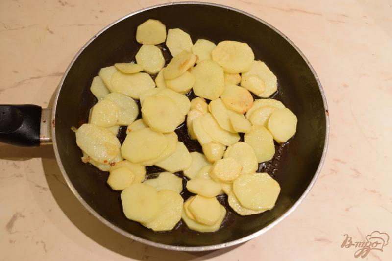 Цукини с грибами. Баклажаны с шампиньонами в духовке. Картошка шампиньоны кабачок. Картошка шампиньоны кабачок. Кабачки с шампиньонами.