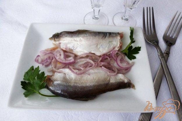 фото рецепта: Белая рыба (пелядь) соленая с цедрой цитрусовых