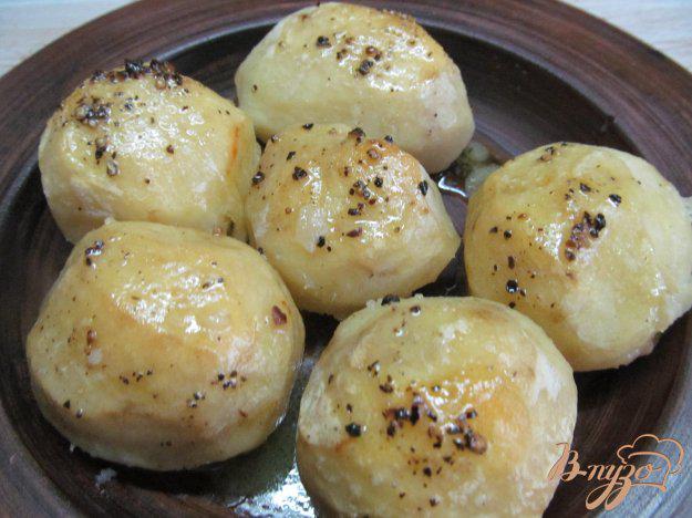 фото рецепта: Картофель запеченный под маслом