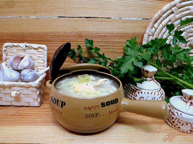 фото рецепта: Чеснечка - чешский чесночный суп (Česnečka)