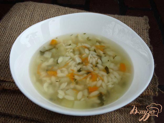 фото рецепта: Суп с орзо и сельдереем на мясном бульоне
