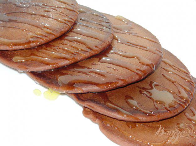 фото рецепта: Шоколадные панкейки на кефире