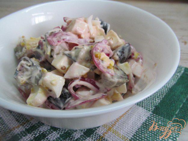 фото рецепта: Салат из баклажана с яйцом