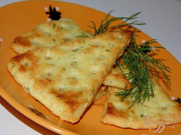 фото рецепта: Сырные крекеры с укропом