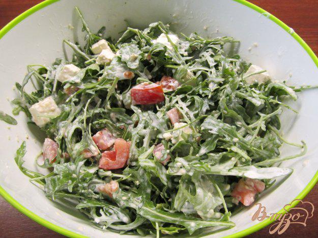 фото рецепта: Витаминный салат из рукколы