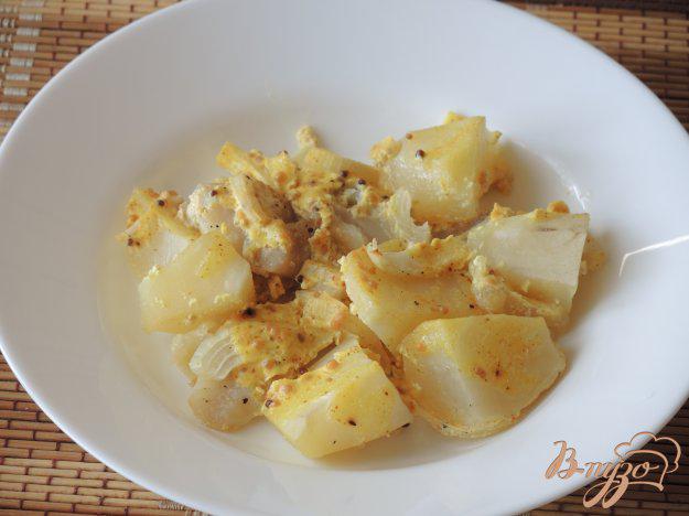 фото рецепта: Минтай с картофелем в духовке