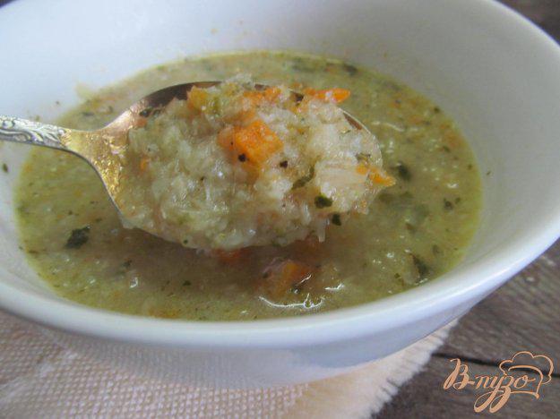фото рецепта: Диетический суп из цветной капусты.