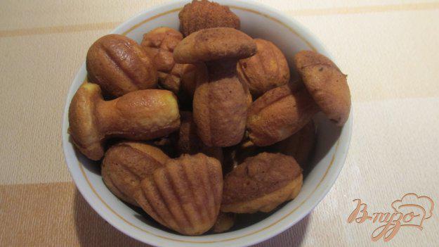 фото рецепта: Печенье «Орешки» в форме