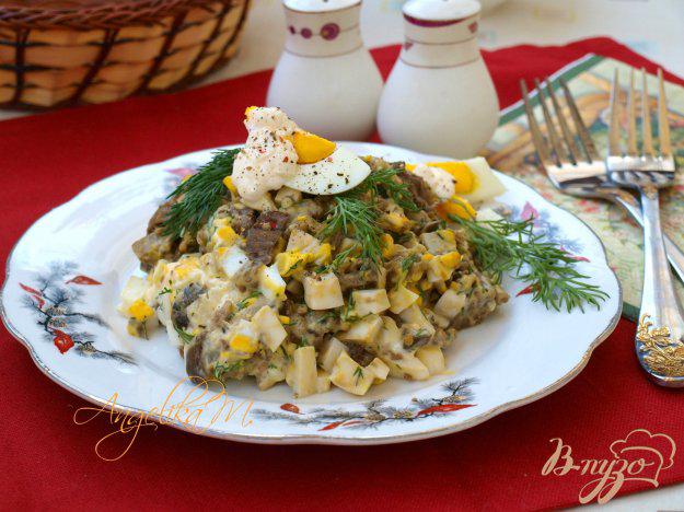 фото рецепта: Салат с яйцом и баклажанами