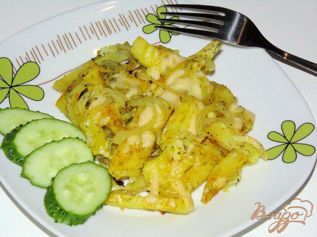 фото рецепта: Нежный картофель соломкой с сыром и укропом