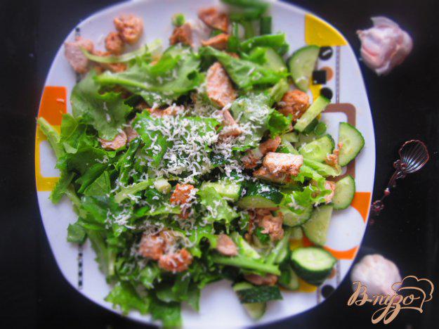 фото рецепта: Салат с курицей и зеленью