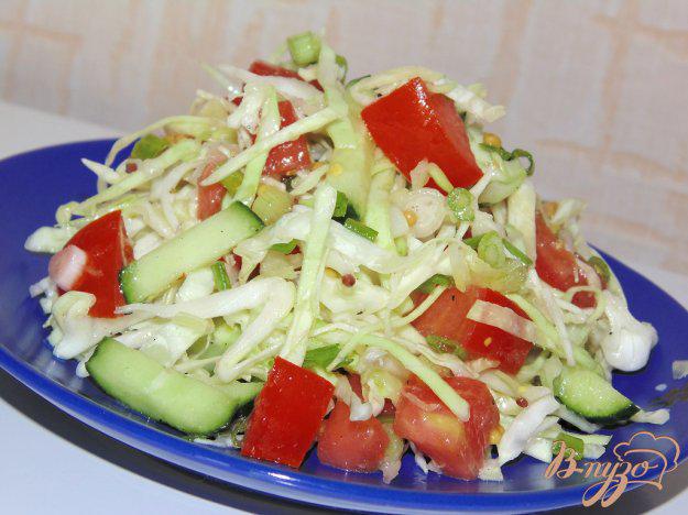 фото рецепта: Капустный салат с помидором