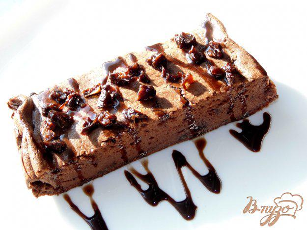 фото рецепта: Шоколадно-творожная запеканка с черносливом