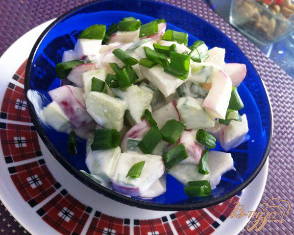 фото рецепта: Простой весенний салат