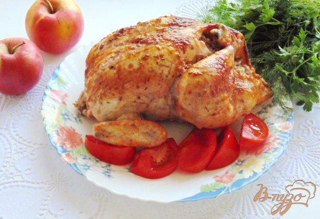 фото рецепта: Курица запеченная в духовке с рисом и яблоками