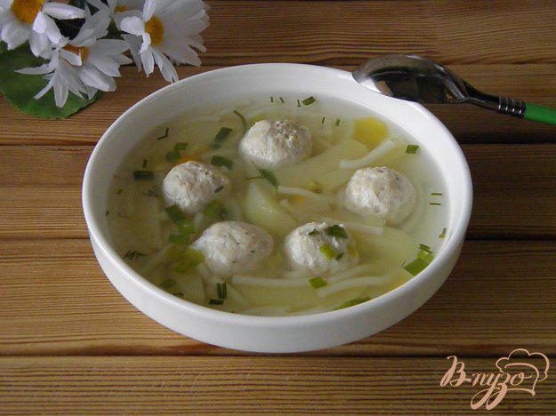 фото рецепта: Суп с вермишелью и фрикадельками