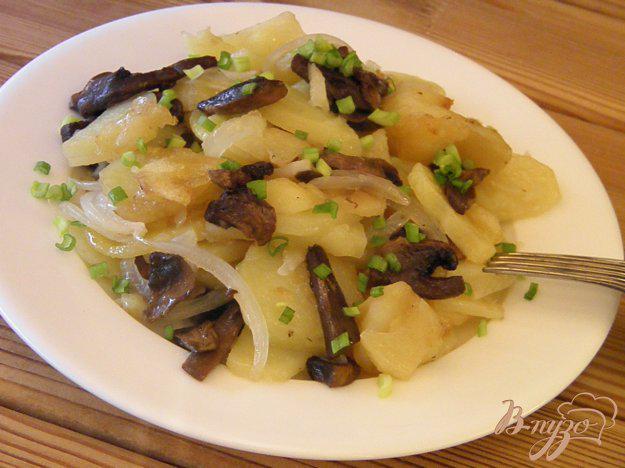 фото рецепта: Картофель с шампиньонами