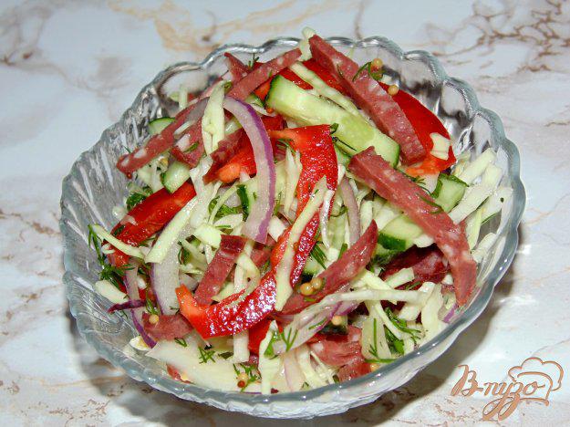 фото рецепта: Овощной салат с копченой колбасой