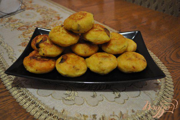 фото рецепта: Картофельники с шампиньонами