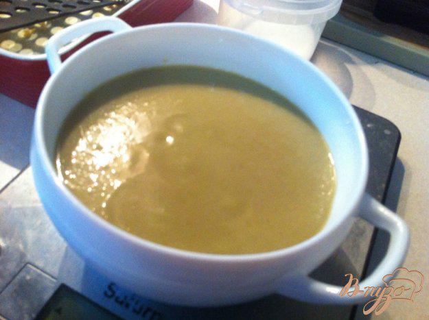 фото рецепта: Суп пюре из брюссельской капусты с фрикаделками из телятины