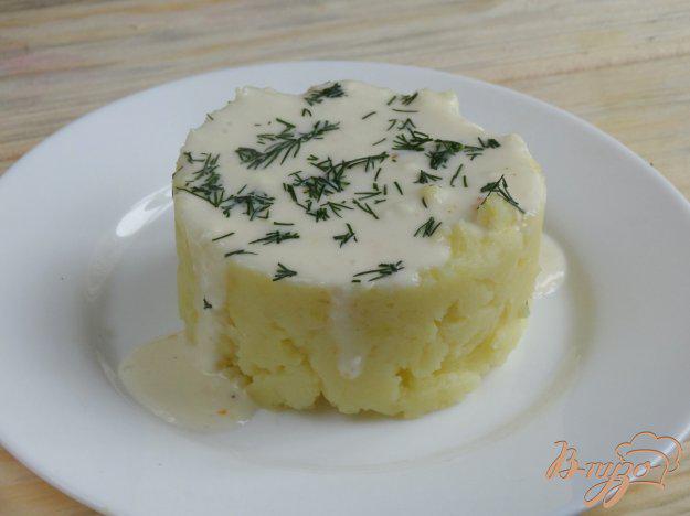 фото рецепта: Картофельное пюре с сырным соусом