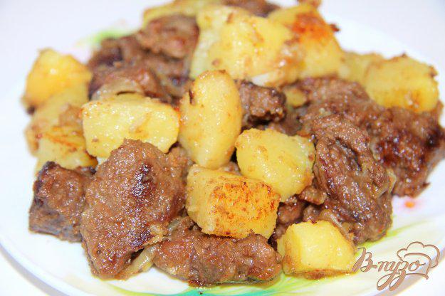 фото рецепта: Жареная говядина с отварным картофелем